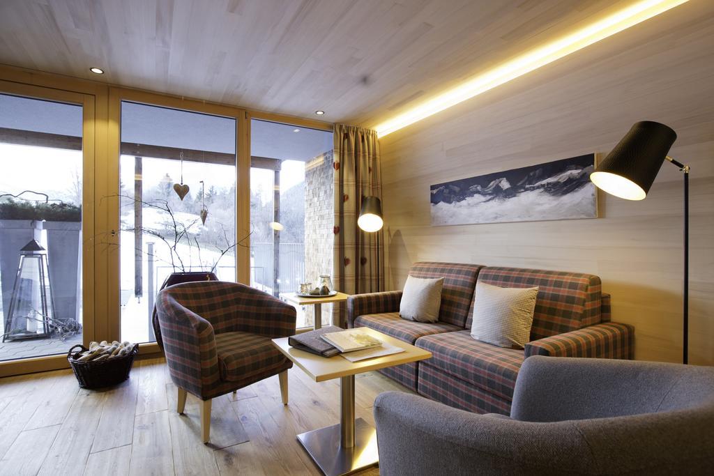 N Apartments Hotel Schoppernau Bagian luar foto