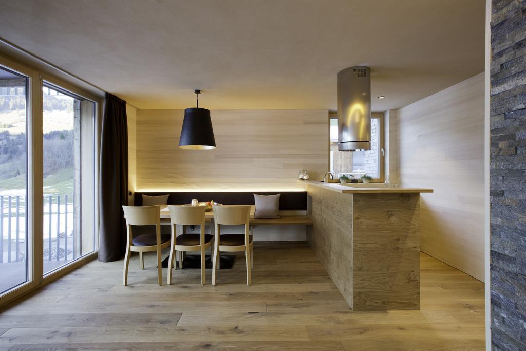 N Apartments Hotel Schoppernau Ruang foto
