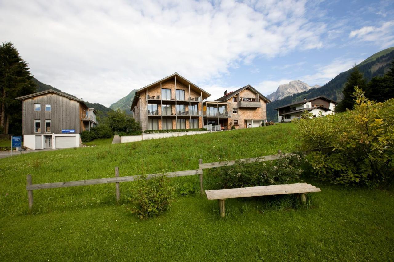 N Apartments Hotel Schoppernau Bagian luar foto